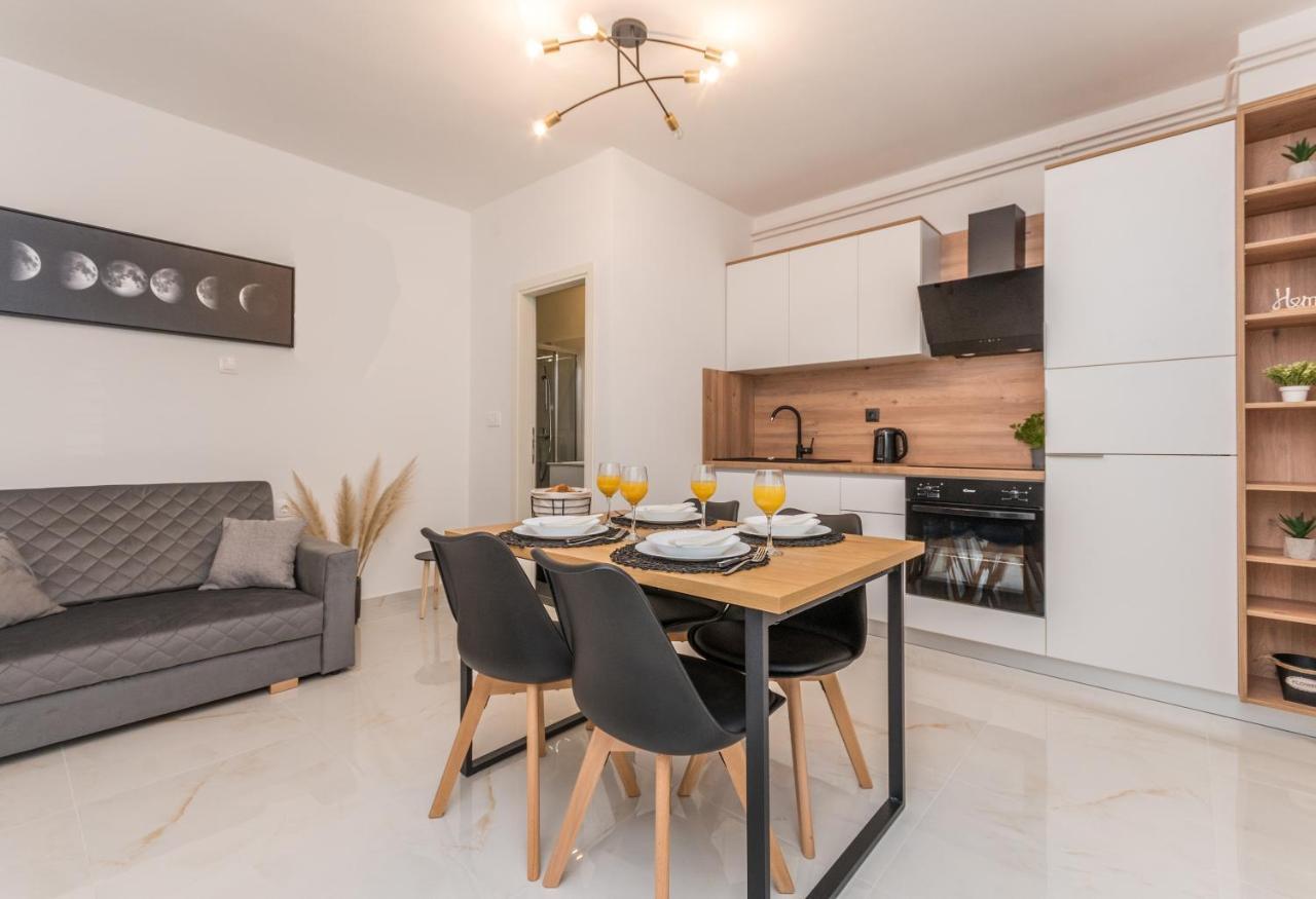 Apartmani A&M Biograd Na Moru Exterior foto
